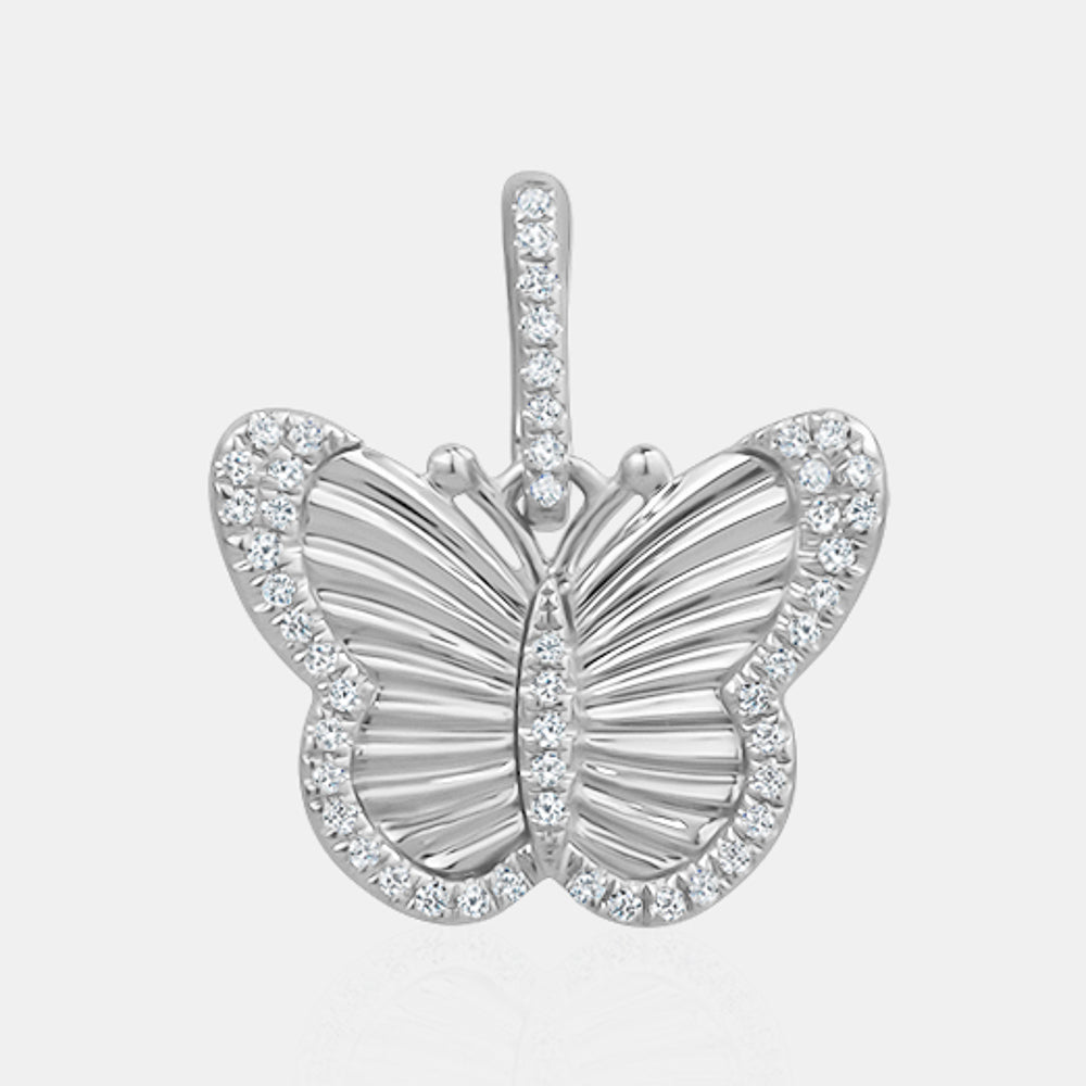 Breloque papillon en diamant cannelé