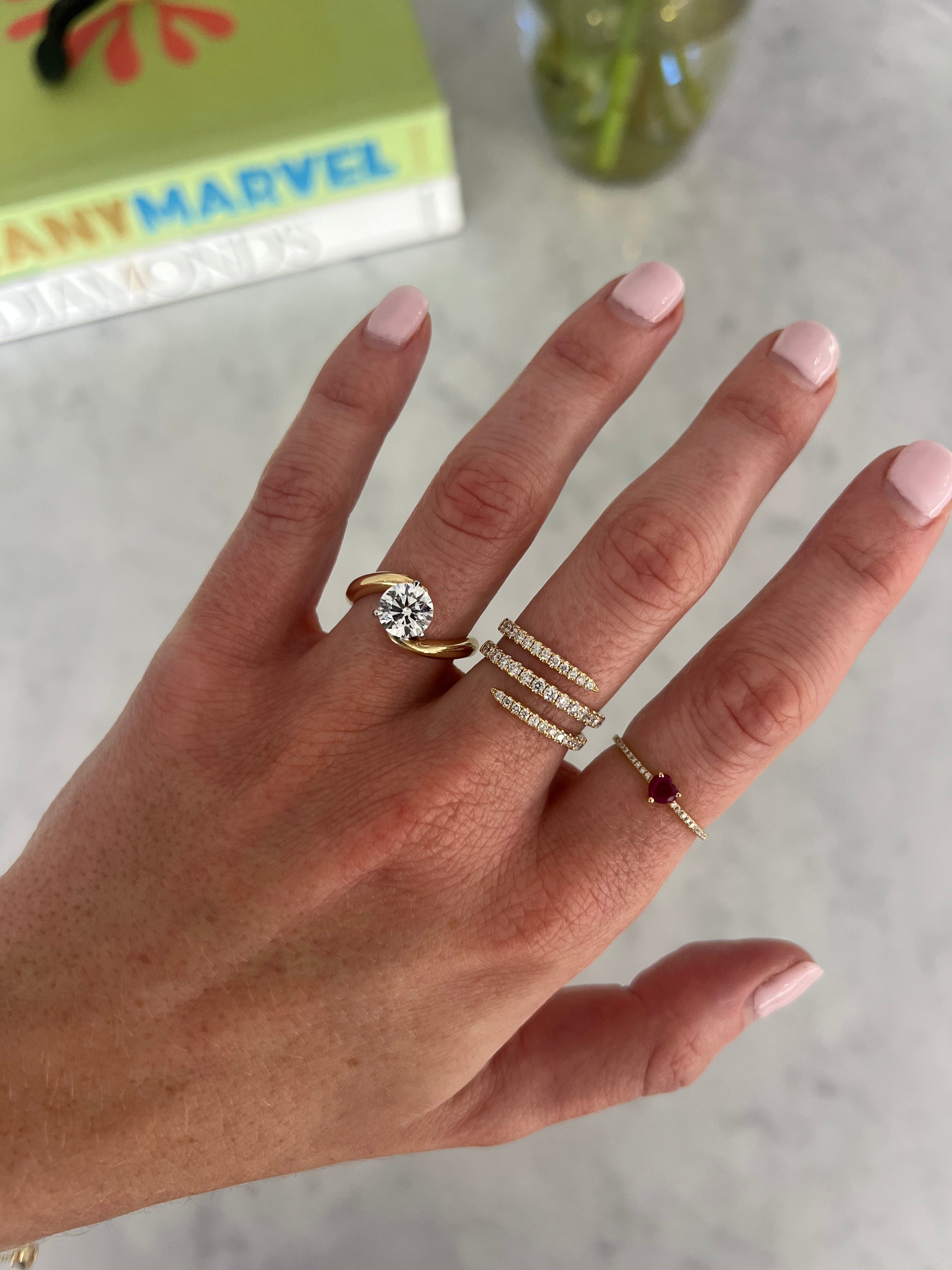 1.00ct Round Wavy Lab Diamond Ring