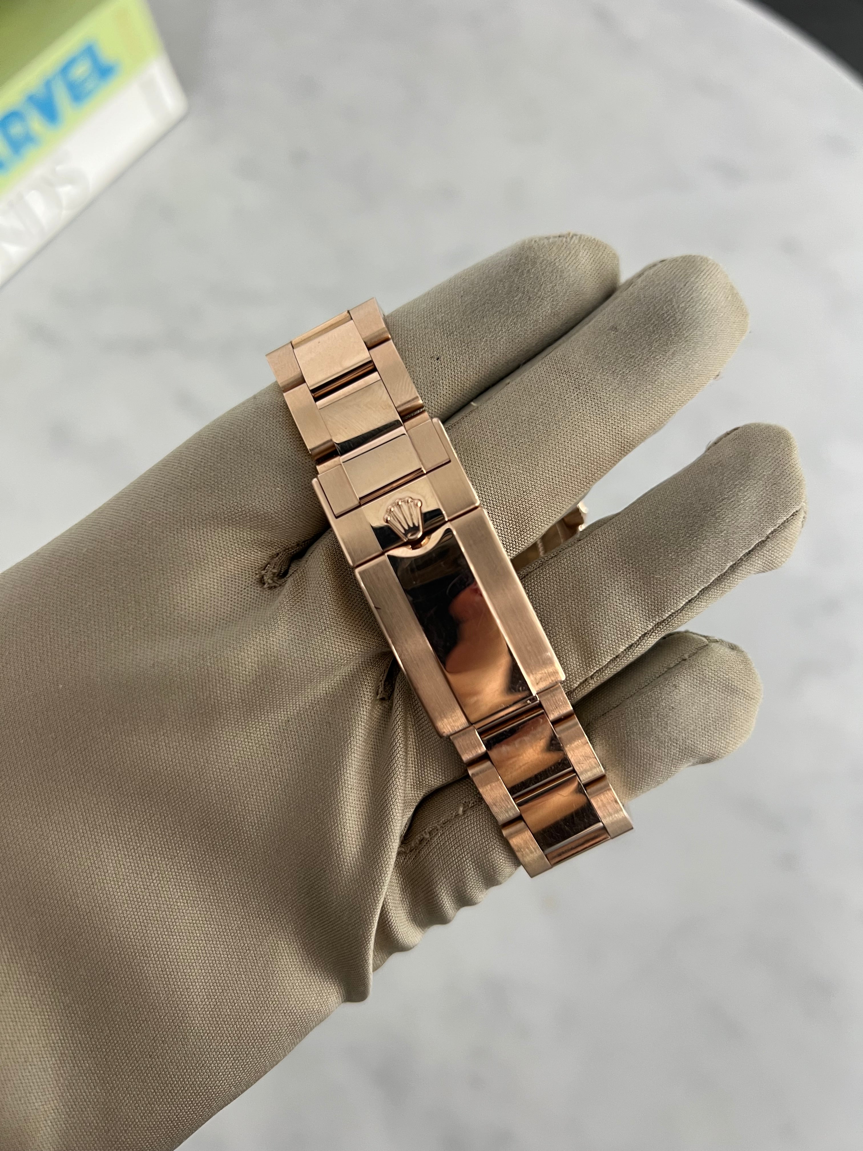 Rolex Daytona Rose Gold Sundust Dial Oyster Bracelet 40MM 116505/2022