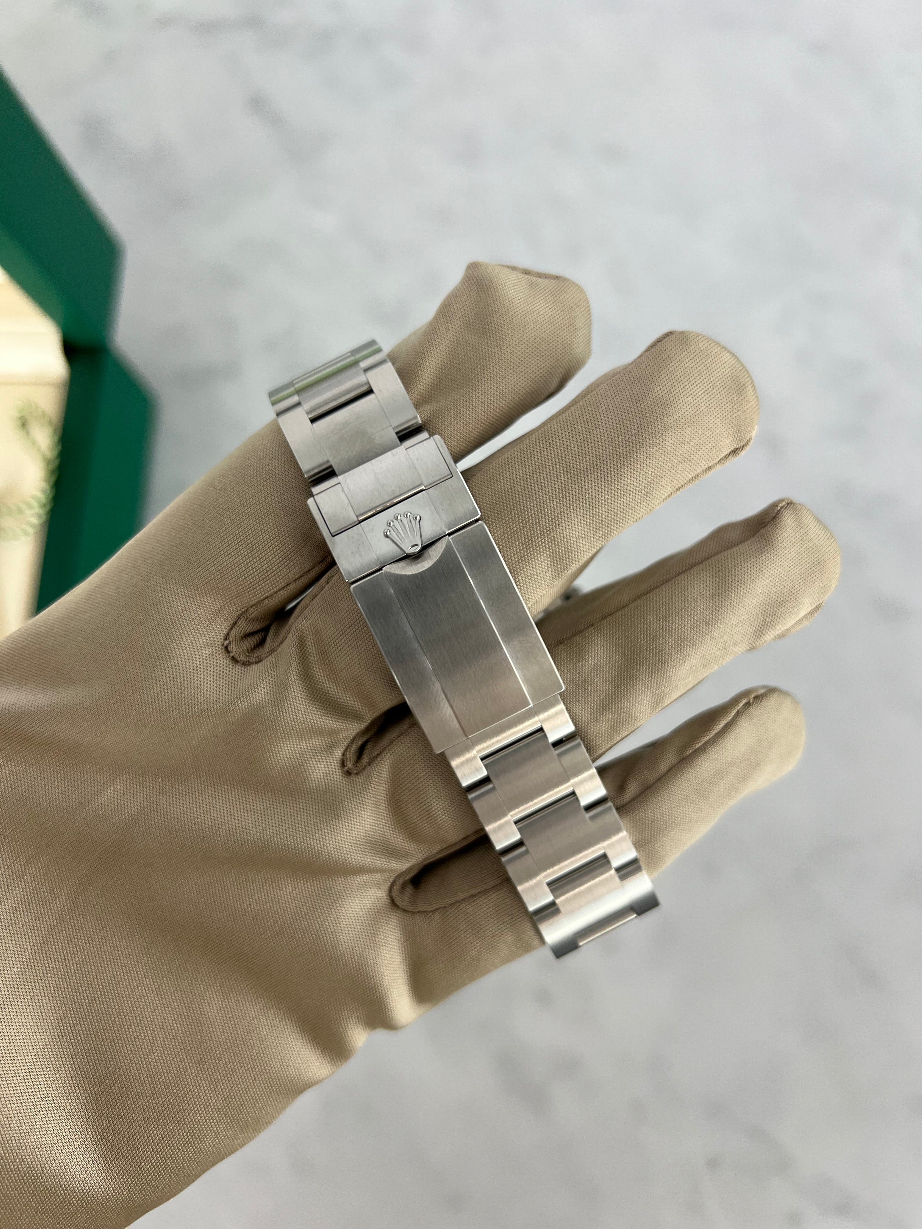 Rolex Explorer Black Dial Oyster Bracelet 40mm 224270/2025