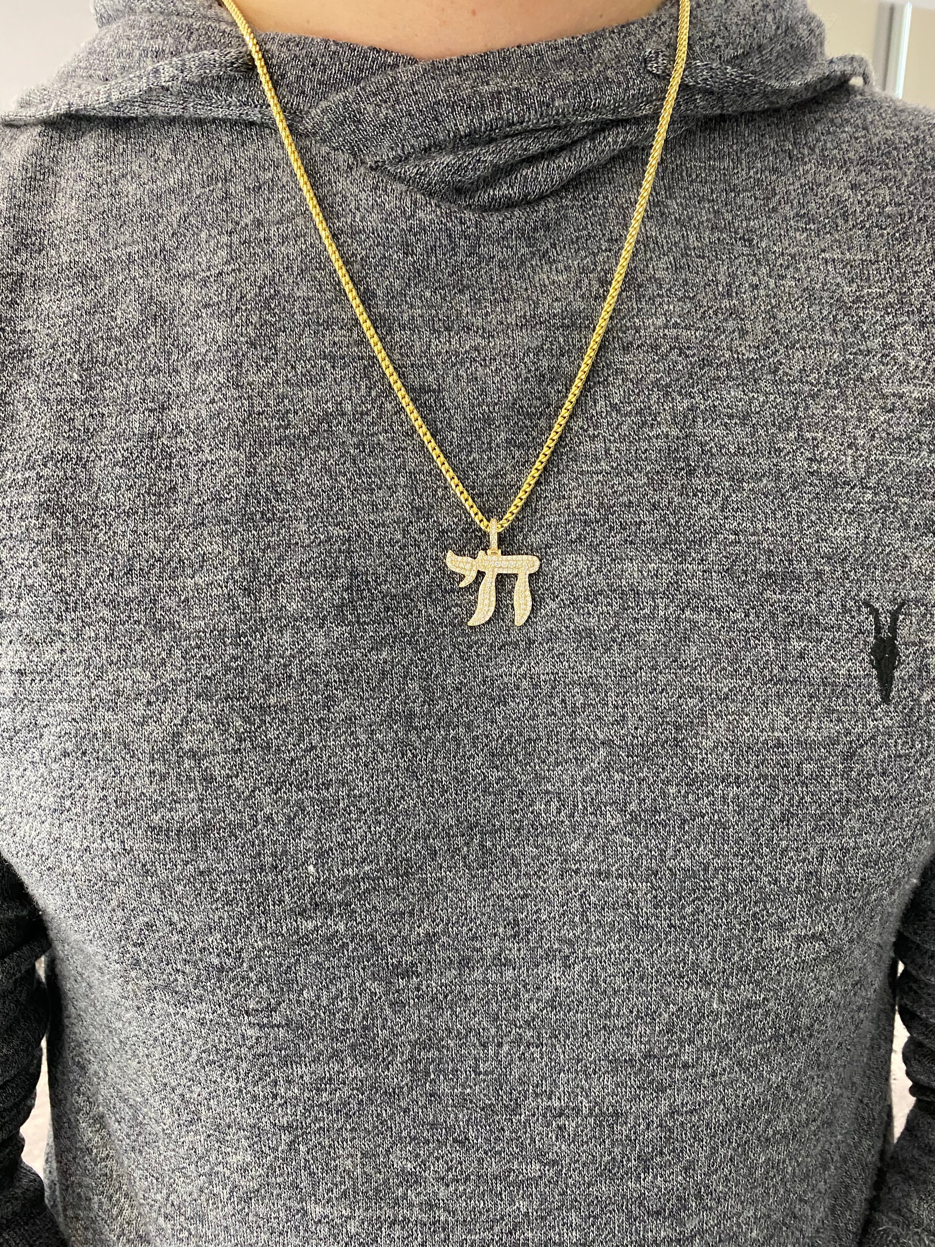 Pendentif Hai en diamant