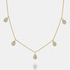 Collier de poires pavées