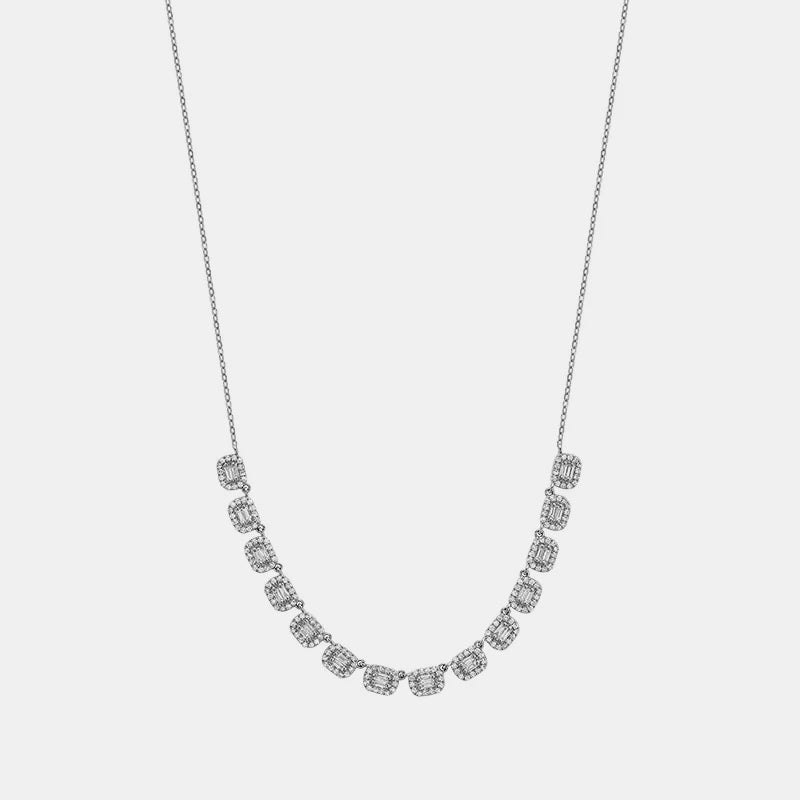 Collier à baguettes de diamants multiples