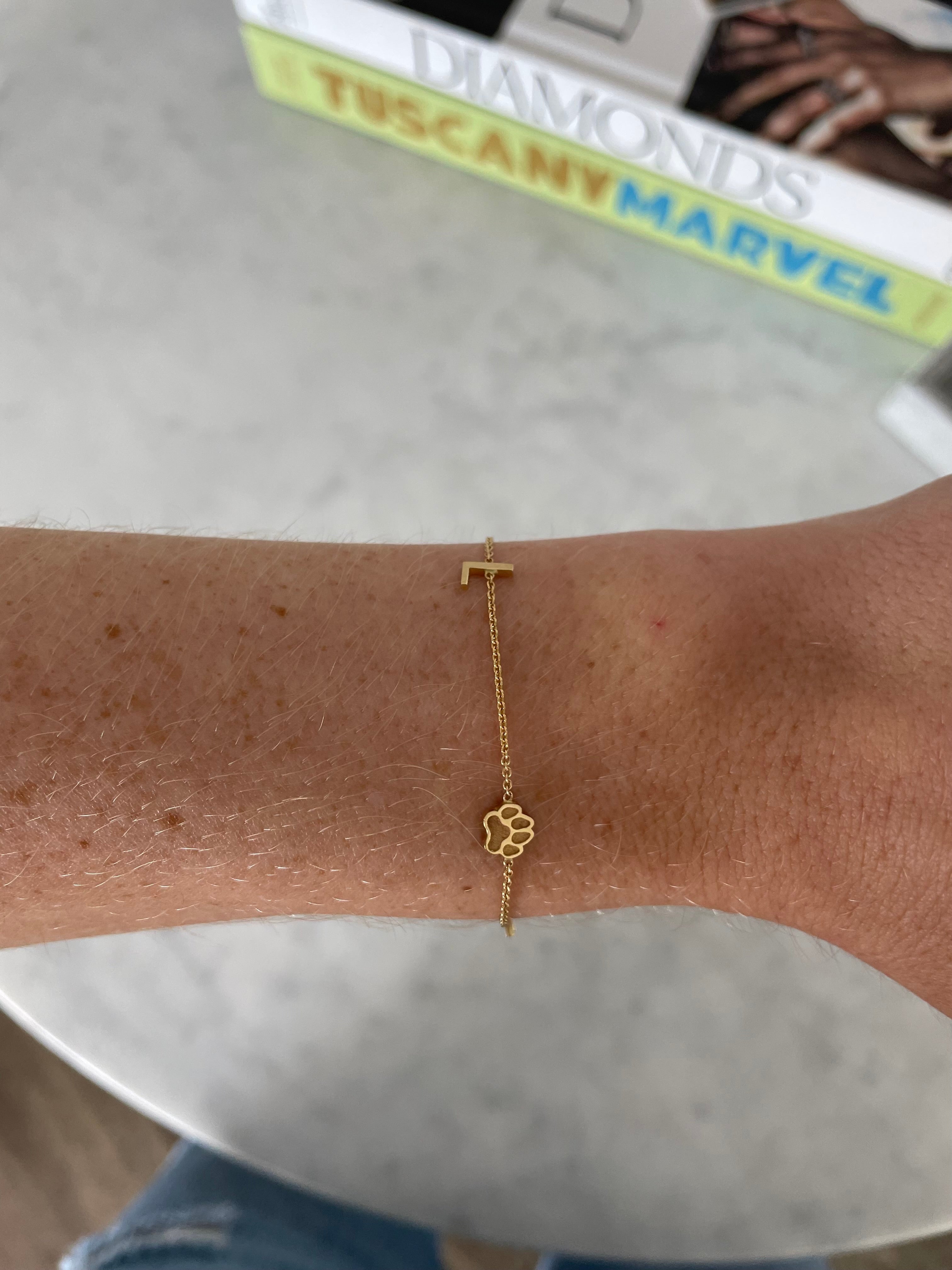  Bracelet à Initiale et Mini Patte