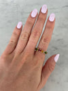 Petite bague arc-en-ciel taille émeraude