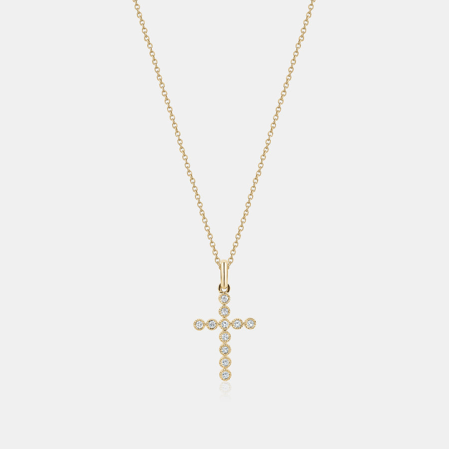 Collier croix avec lunette à mini diamants et milgrain