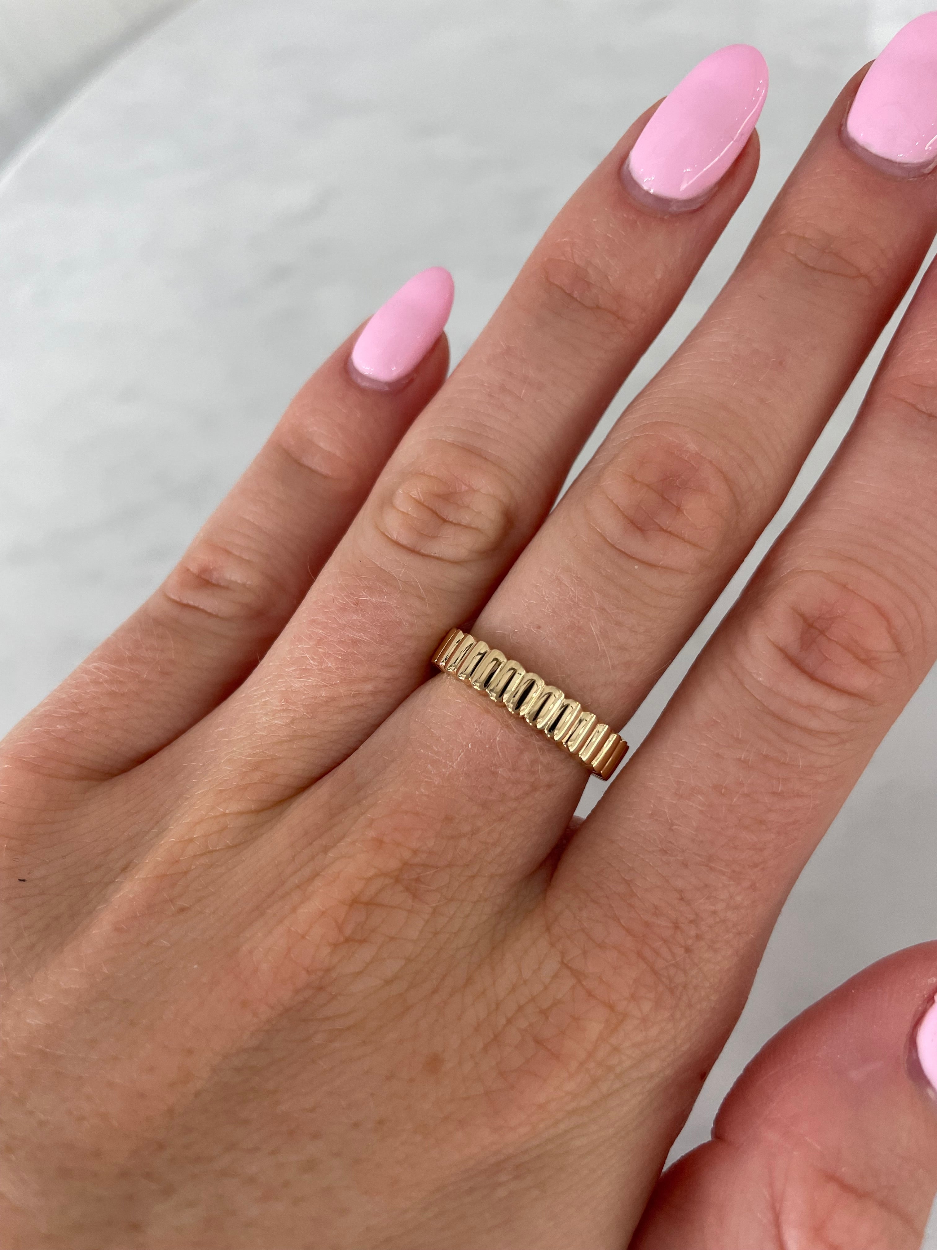 Stackable Fluted Ring