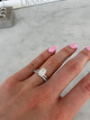 Bague à diamant baguette et rond