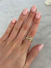 Bague à griffes baguette en diamant