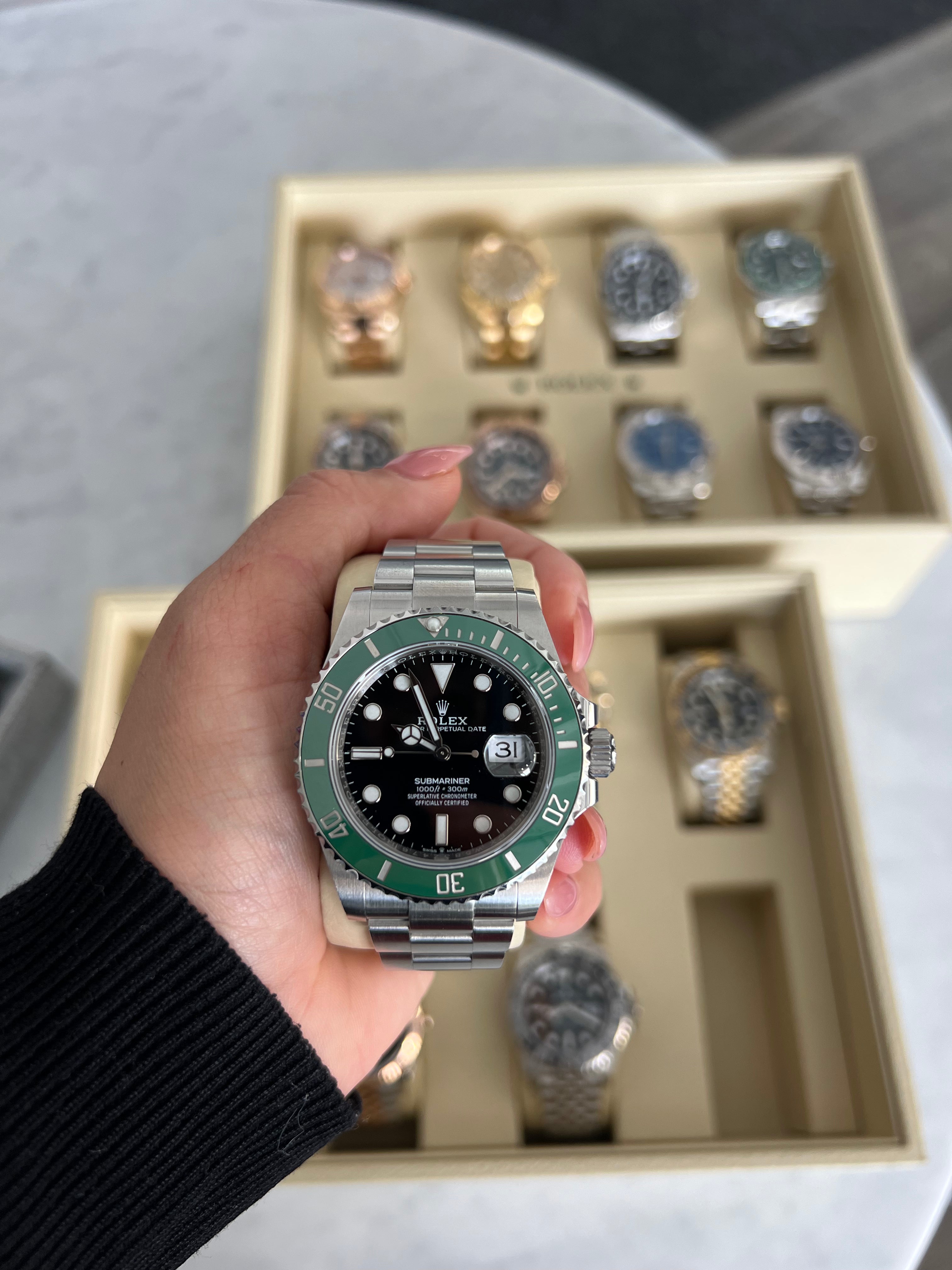 Rolex Submariner Date  126610LV Oyster "Starbucks"