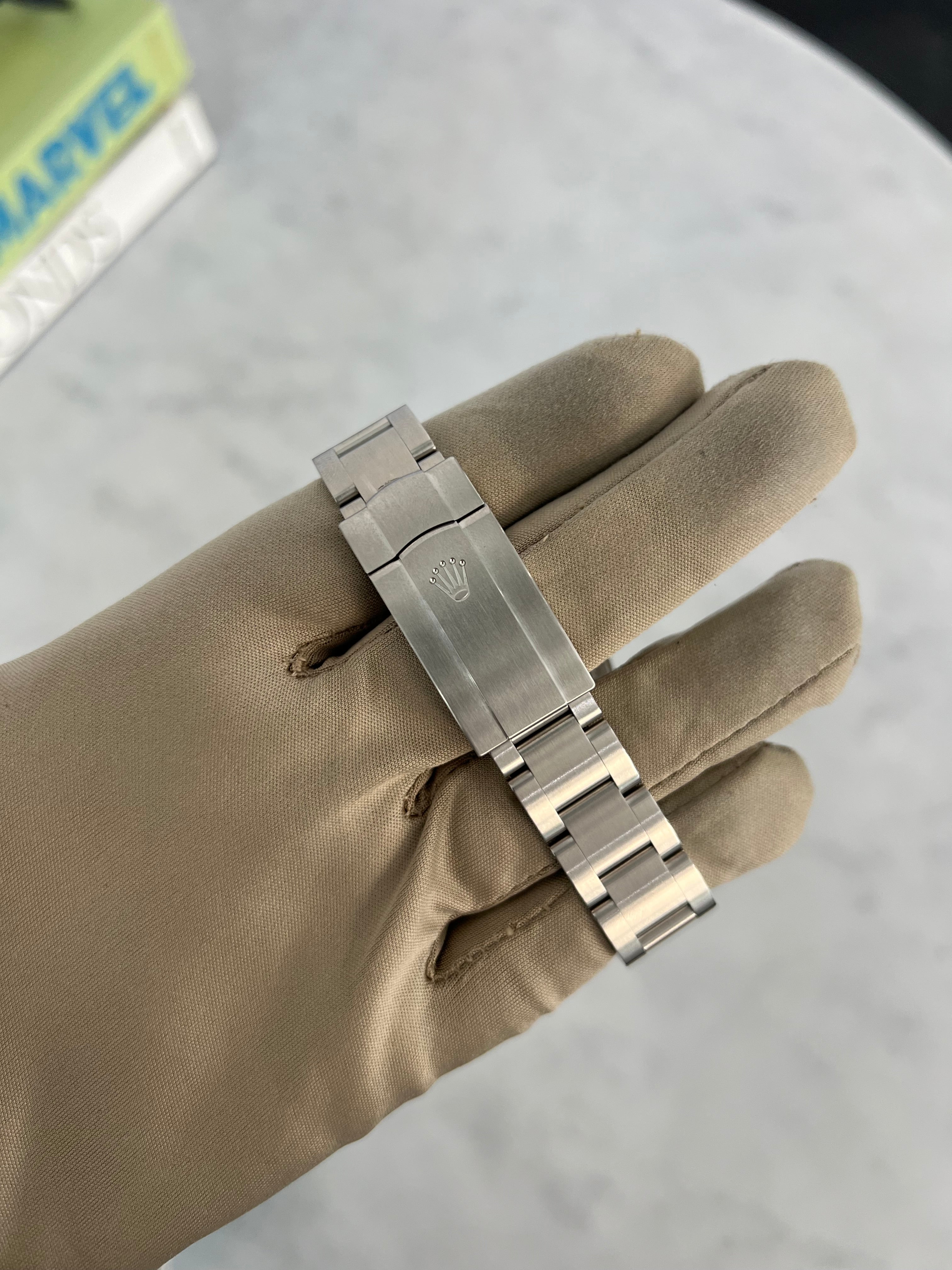 Rolex Oyster Perpetual Lavender Dial 34mm 124200/2025