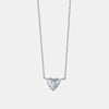 Collier solitaire en forme de cœur serti d'un chaton