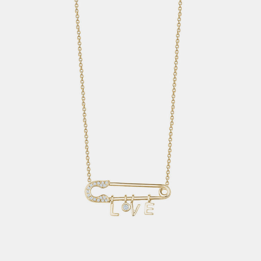 Collier "Love" pendant sur  Épingle en Diamant