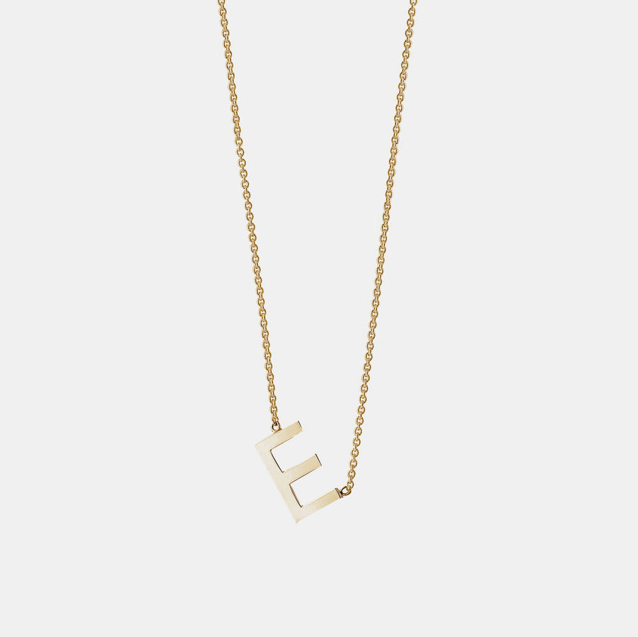 Collier ﻿à Une Initiale