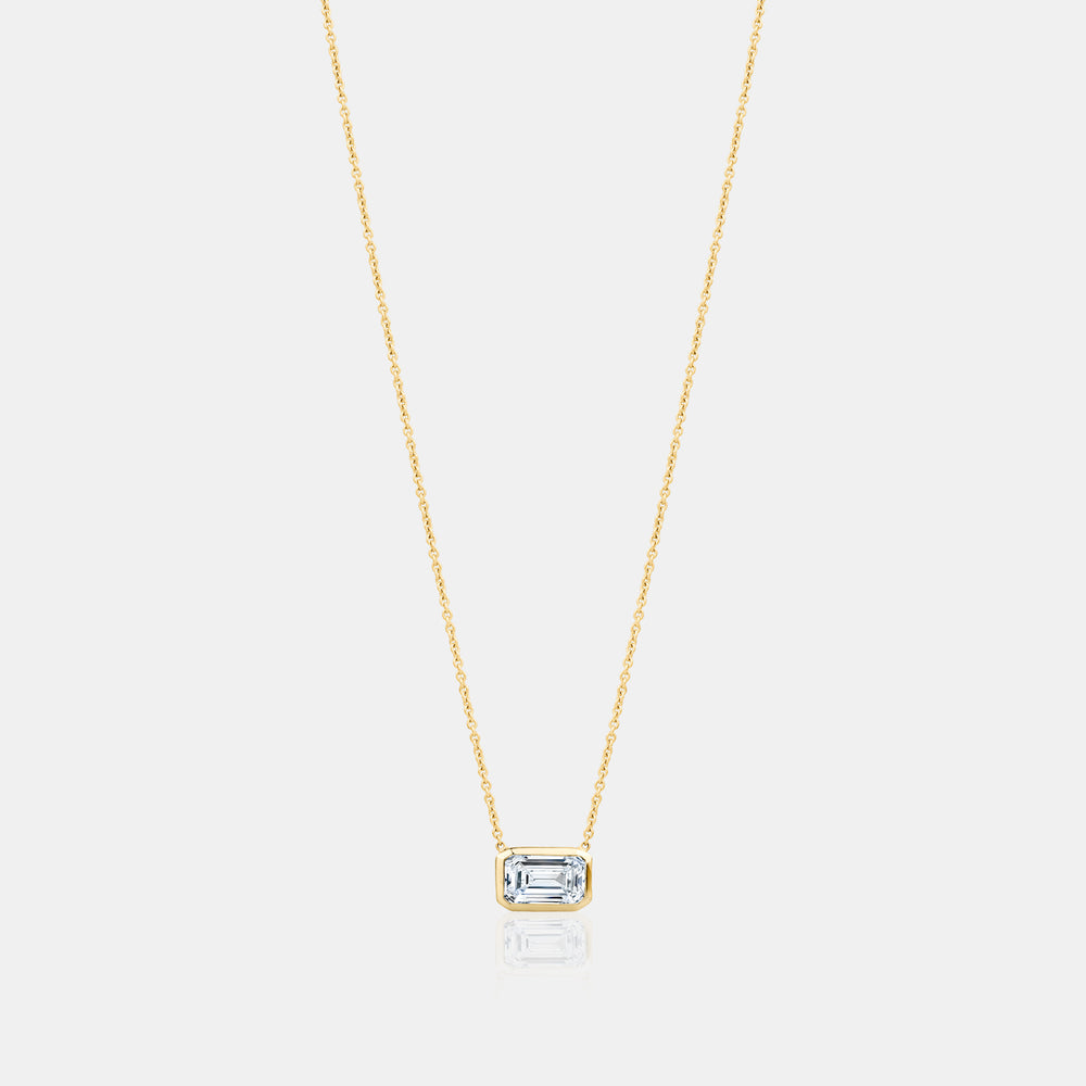 Lab Grown Diamond Bezel Emerald Necklace - 14K Yellow Gold