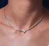 Collier de tennis en forme de coeur avec lunette ronde