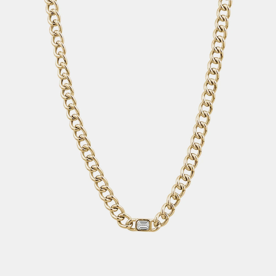Collier d'émeraudes serties d'un chaton