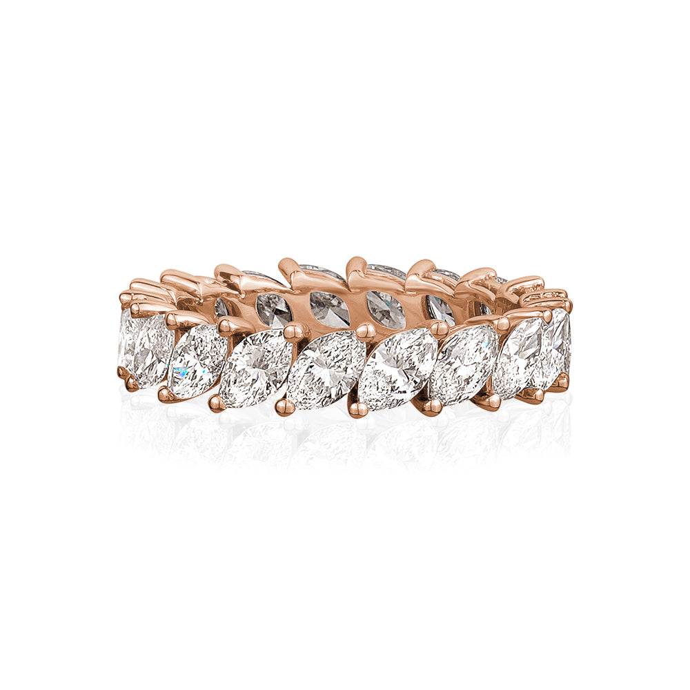 Bandeau en forme de marquise avec diamant