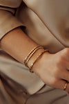 Bracelet en or massif en forme de poire