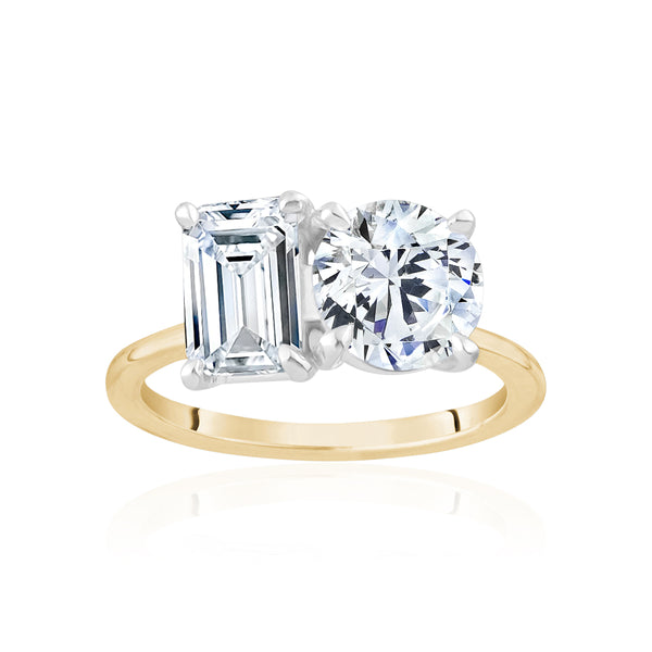 Radiant and Round Diamond Toi et Moi Ring